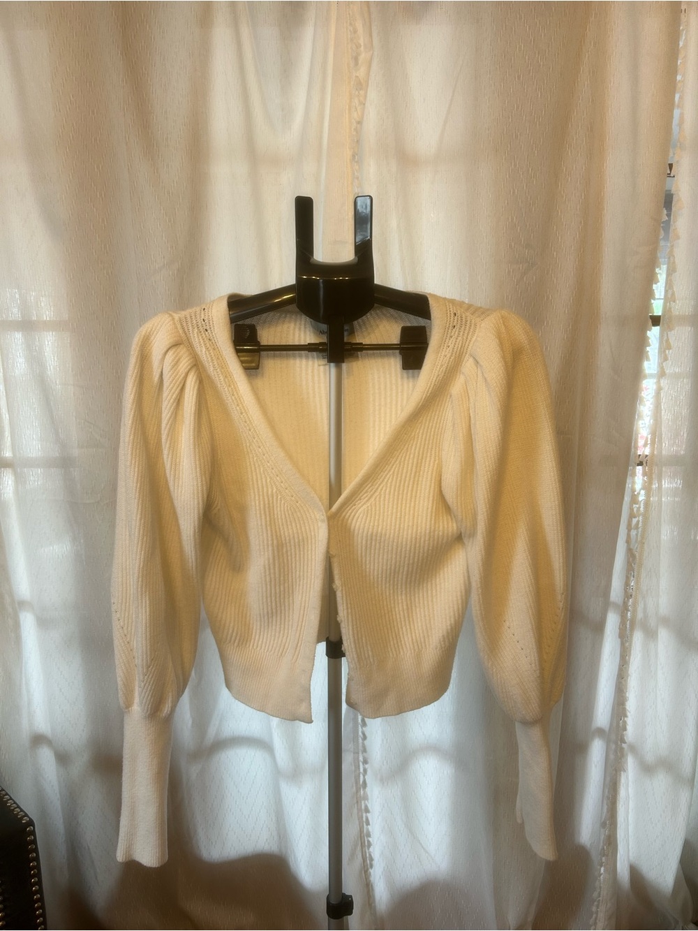 Abercrombie & Fitch Ivory Puff-Sleeve Ribbed Cardigan Size Small